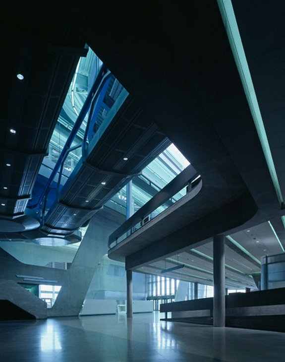 World's Best Female Architect - Zaha Hadid