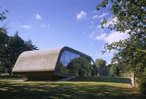 World's Best Female Architect - Zaha Hadid