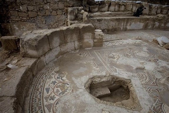 old church found 01 in 1,500 Year Old Church Found In Israel
