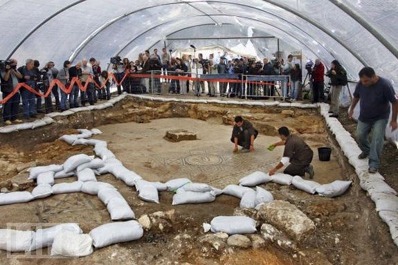 old church found 08 in 1,500 Year Old Church Found In Israel