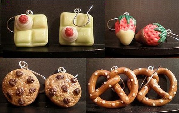 cakes earrings 11 in Cheesecake and Other Cake Earrings 