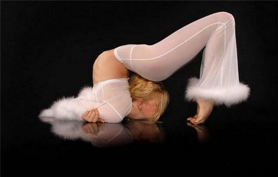 Stunningly Flexible Girls