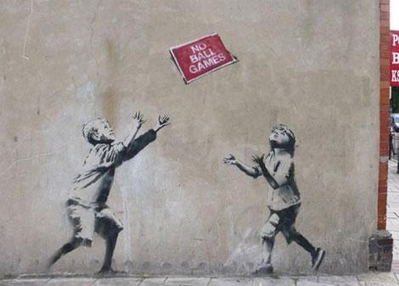 top 10 beautiful street art 03 in Top 10 Beautiful Street Art by Banksy