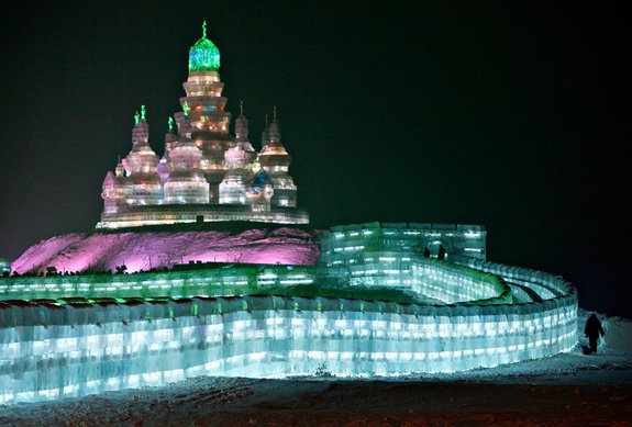 harbin ice festival 01 in Harbin Ice and Snow Sculpture Festival