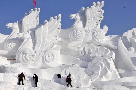 harbin ice festival 02 in Harbin Ice and Snow Sculpture Festival