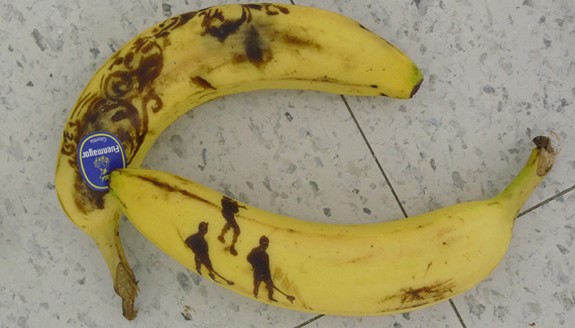 banana art 03 in Banana Drawings: Creative Way of Creating Masterpieces of Art on Vegetables
