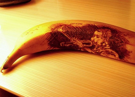 banana art 06 in Banana Drawings: Creative Way of Creating Masterpieces of Art on Vegetables