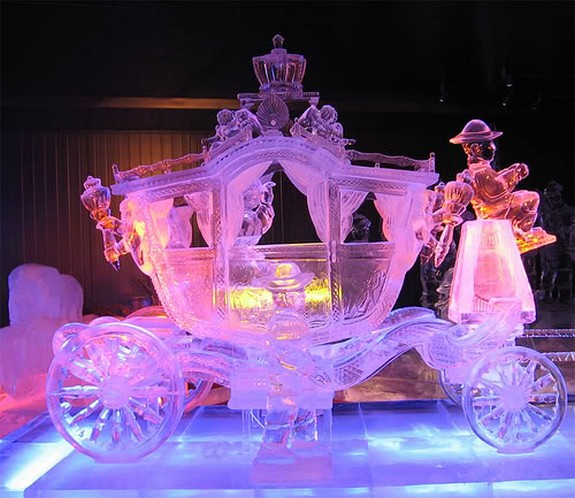 captivating ice sculptures beyond your imagination 05 in Top 10 Most Imaginative Ice Sculptures
