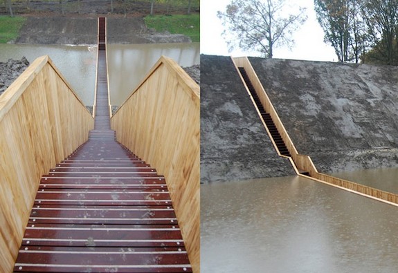 moses bridge astonishingly splits water 06 in Moses Bridge Astonishingly Splits Water